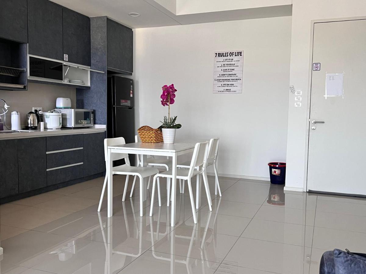 Condostay At Bangi Kampong Sungai Ramal Dalam ภายนอก รูปภาพ